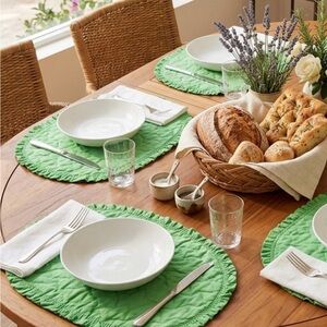 Vintage Quilted Placemat Set of 4 Solid Green Shabby Cottage Retro Spring Decor